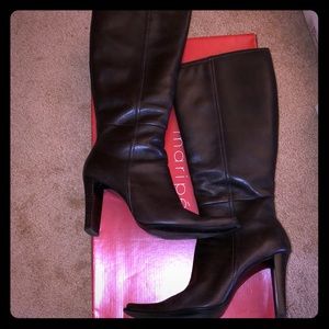 Heeled boots